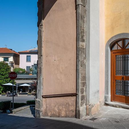 شقة Palazzo Ricca Guarducci Piano Terra مونتيفياسكون المظهر الخارجي الصورة