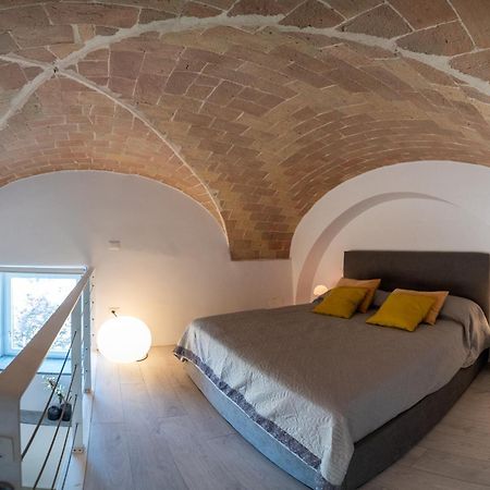 شقة Palazzo Ricca Guarducci Piano Terra مونتيفياسكون المظهر الخارجي الصورة