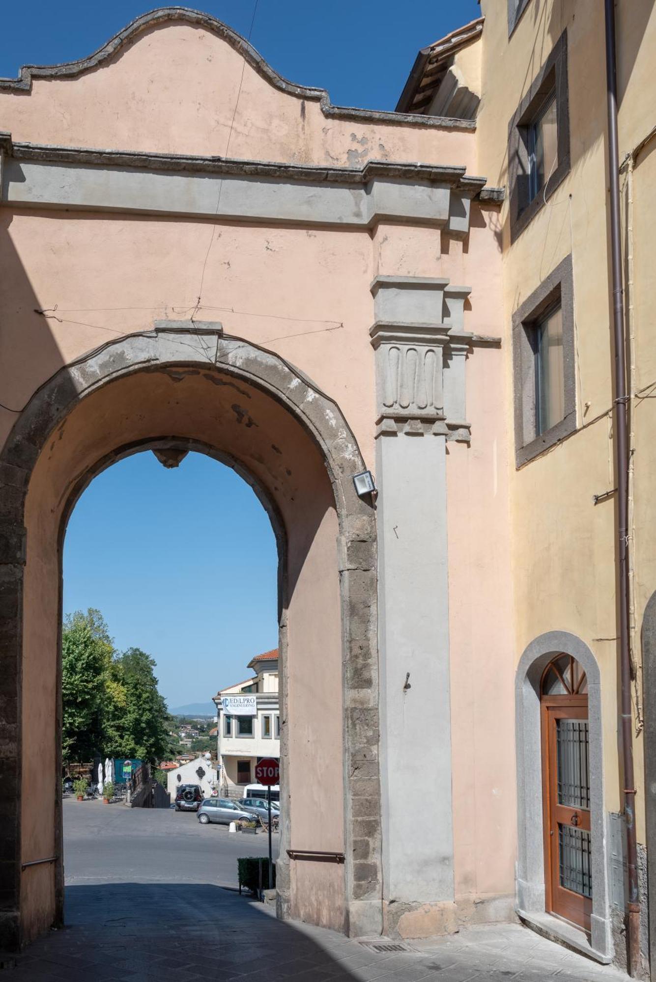 شقة Palazzo Ricca Guarducci Piano Terra مونتيفياسكون المظهر الخارجي الصورة